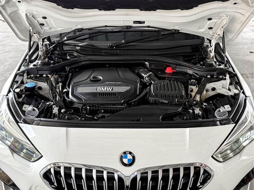 ปี 2019 BMW SERIES 2,218i Coupe M Sport มือเดียวป้ายแดง คู่มือบุ๊คเซอร์วิสครบ กุญแจรีโมท 2 ดอก 17