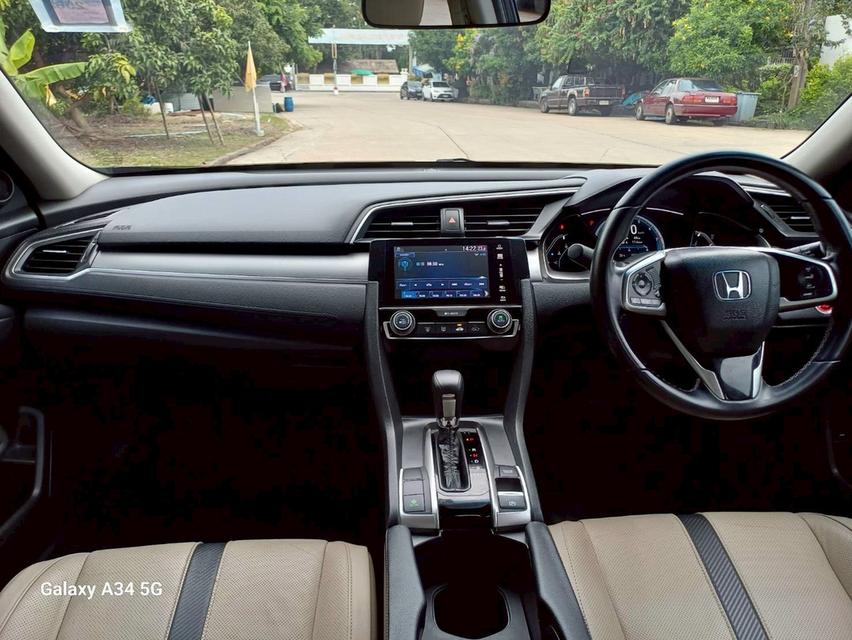 Honda Civic FC 1.8 EL i-VTEC ปี2018 12