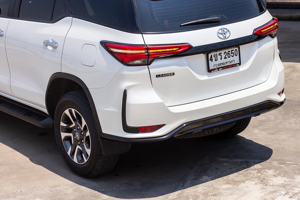 TOYOTA Fortuner 2.4 Leader G 6A/T ปี 2023 รูปที่ 10
