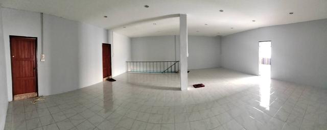 ขายอาคารพาณิชย์ 2 ชั้น 2 ล็อกคู่​ ทำเลทอง ติดตลาด อำเภอวชิรบารมี​ จังหวัดพิจิตร​ 8