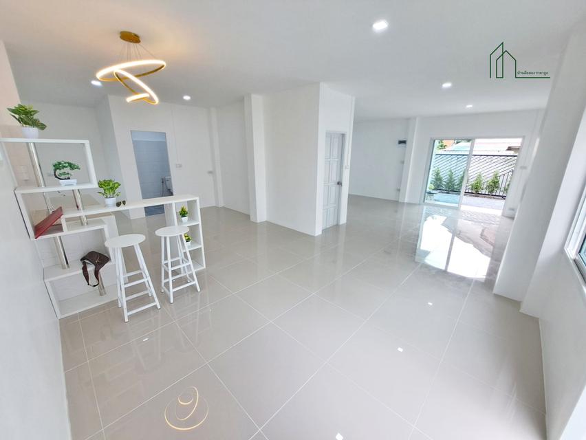 บ้านเดี่ยว รีโนเวทใหม่ทั้งหลัง หมู่บ้านร่มประดู่ หนองแขม เพชรเกษม  6