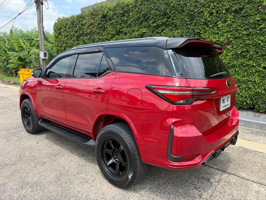 2021 TOYOTA FORTUNER, 2.4 LEGENDER 2WDแต่ง GR SPORT BLACK TOP แท้ทั้งคัน (สีแดง ดำ) รูปที่ 5