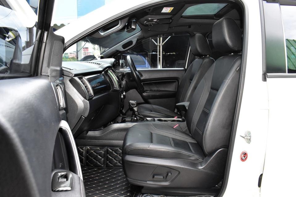(แจ้งรหัสรถ PB8518) FORD EVEREST 2.0 TITANIUM+ Auto ปี 2020 รูปที่ 15
