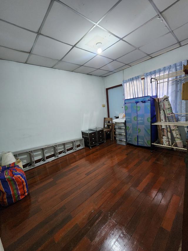 ขายบ้านทาวน์เฮาส์ 2ชั้น หมู่บ้านยูงทองธานี ซอยวัดกู้ 9