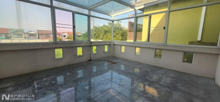 68121168 : ขายบ้านเดี่ยว 2 ชั้น + พื้นที่ดาดฟ้า เป็น Home Office ขนาด 8 ห้องนอน ขนาด 92.5 ตร.ว. สุขาภิบาล 5 ซอย.37 บางเขน กรุงเทพฯ พื้นที่ใช้ส 18