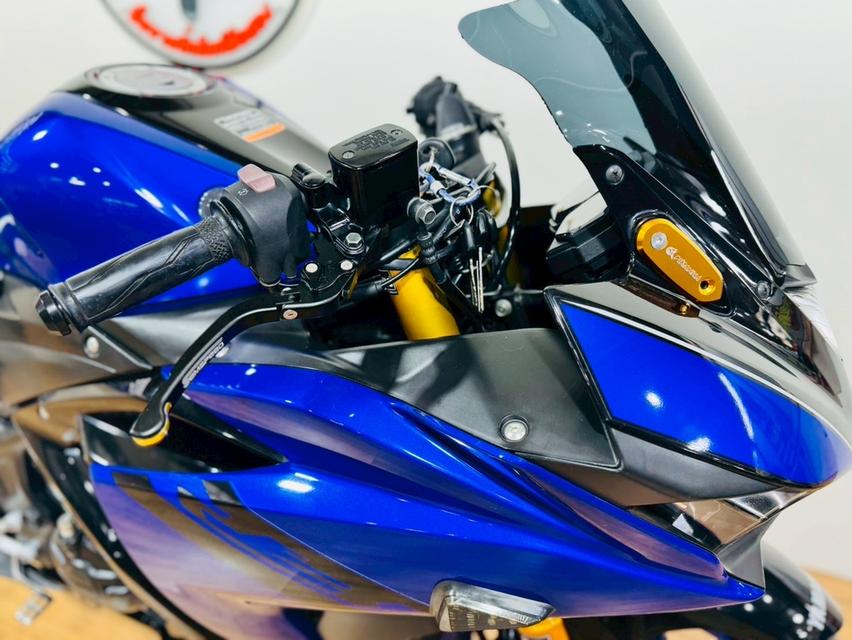 Yamaha R3 6
