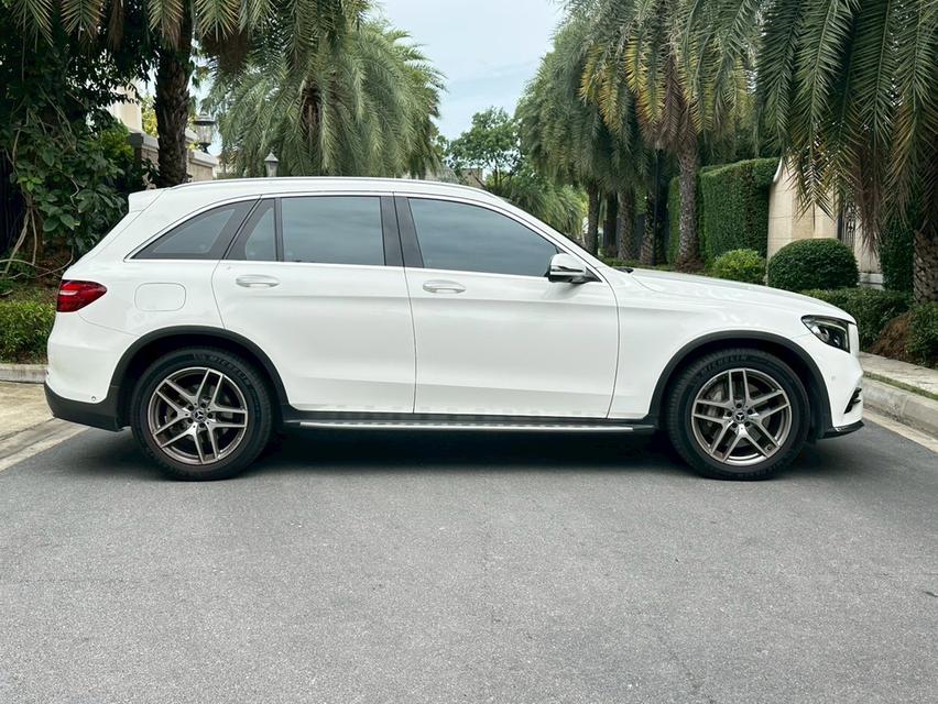 Mercedes Benz GLC250d AMG Dynamic 4MATIC (W253)2.2L Diesel Turbo 9G-Tronic Sunroof