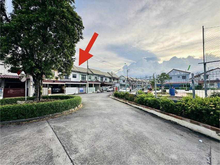 ขายถูก หมู่บ้านพฤกษา 52/2 สะพานขาว-คลองหลวง ติดถนนเมน ติดสวน 5