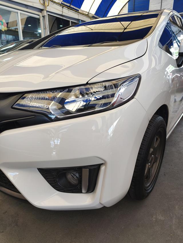 Honda Jazz 1.5S i-VTEC เบนซิน เกียร์ธรรมดา ปี2015