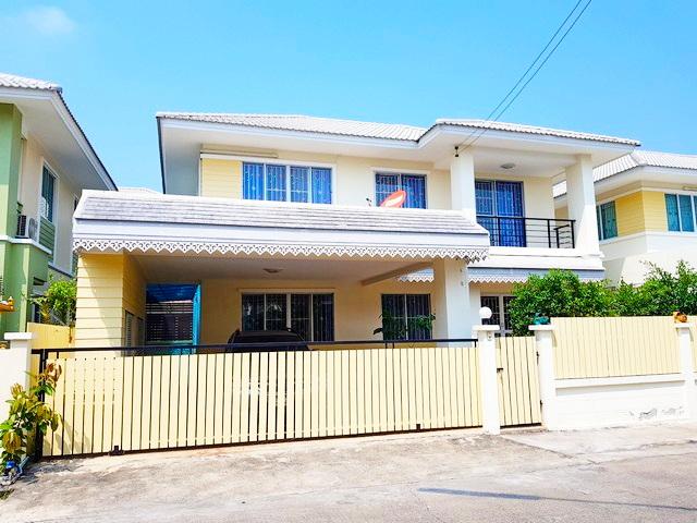 พันท้ายนรสิงห์ 3 นอน รร.วัดแสมดำ 1 กม. แยกบางบอน 5 บ้านเดี่ยวหลังใหญ่ 2 ชั้น 3 น้ำ แหล่งชุมชน ช็อปปิ้ง ตลาดเพชรโพธิ์แจ้ 
