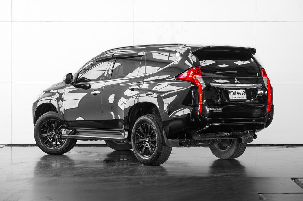 2019 Mitsubishi Pajero Sport 2.4 GT Premium Elite Edition 2WD SUV ดำ ไมล์ 105639 กม.