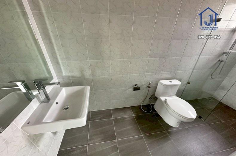 ขายบ้านแฝด 3 ชั้น เดอะ ทริปเปิ้ล 113 หลังริม 49.7 ตรว. ซอยสุขุมวิท 113 ใกล้BTS สำโรง 9