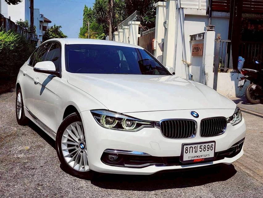 BMW 320d Luxury ปี 2017 รูปย่อยที่ 2