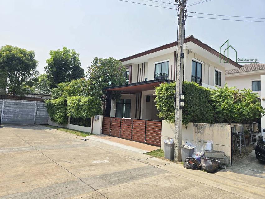 บ้านเดี่ยวหรู หมู่บ้านเดอะทรัสต์วิลล์ กาญจนาภิเษก-หทัยราษฎร์ หลังมุม 1