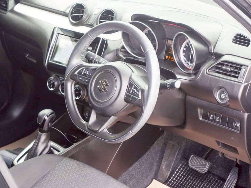 Suzuki Swift 1.2 GLX Navi เกียร์ Auto สีดำ ปี 2020 11