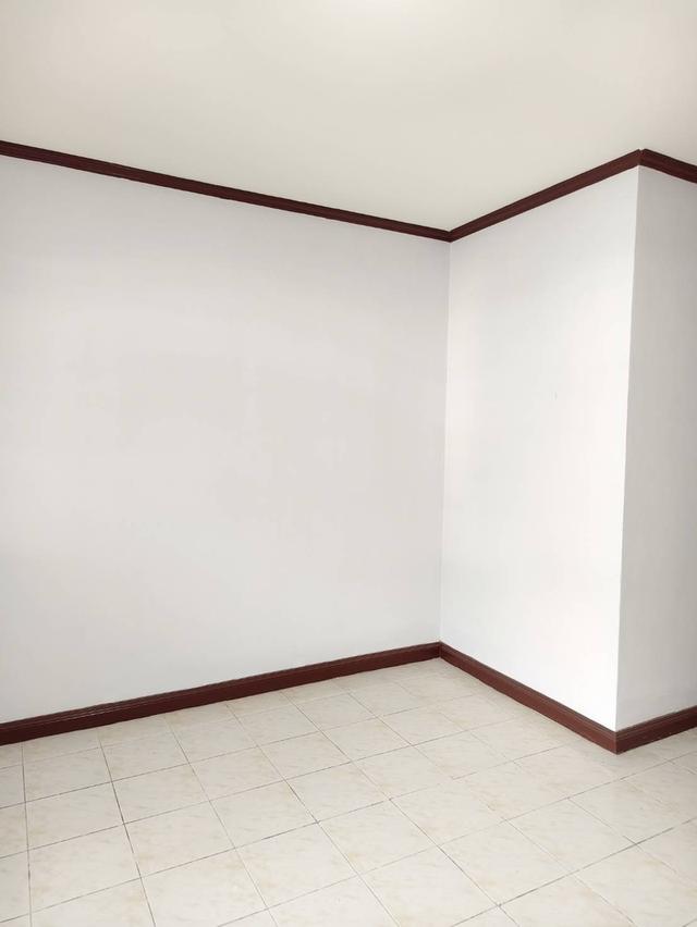 ทาวนเฮ้าส์ 2 ชั้น หมู่บ้านกฤษดานคร 26 5