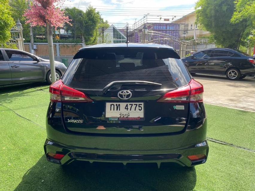 TOYOTA YARIS ตัวHATCH  SPORT เครื่อง1.2cc. เกียร์ AUTO ปี 2021 #รถมือเดียวป้ายเเดงไมล์น้อย27,xxxกม. รับประกันศูนย์ถึงปี2024 6