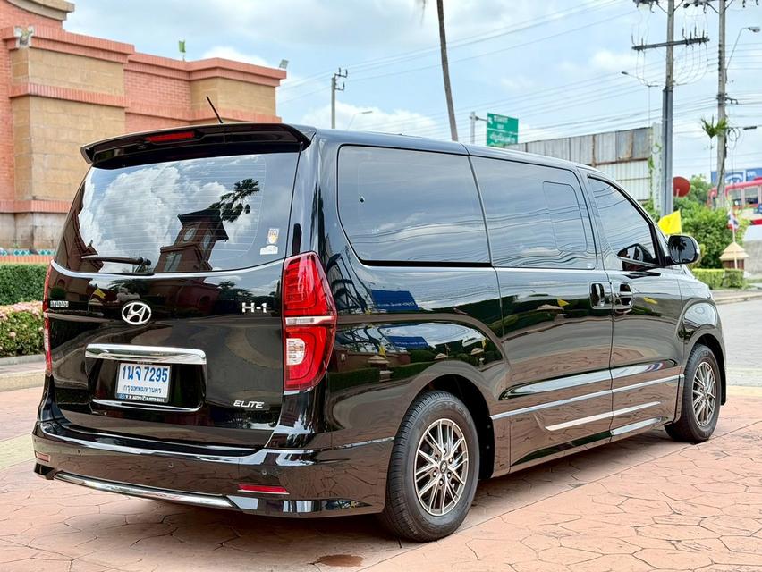 ขาย Hyundai H1 2.5Elite ปี21