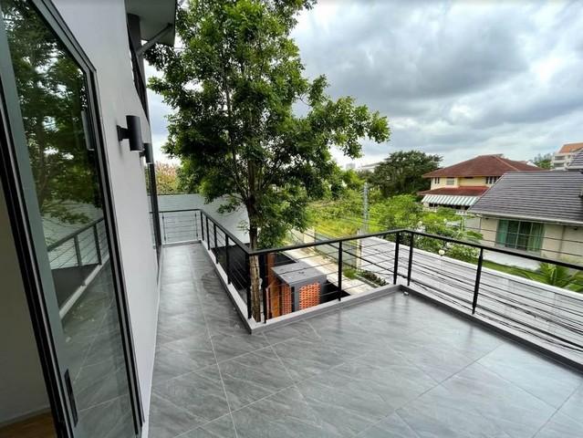 PP510 ขายบ้านเดี่ยว พร้อมสระว่ายน้ำส่วนตัว ซอยปรีดีพนมยงค์ สุขุมวิท 71 พัฒนเวศม์ ใกล้ BTS พระโขนง บ้านสวยสไตล์โมเดิร์น 16