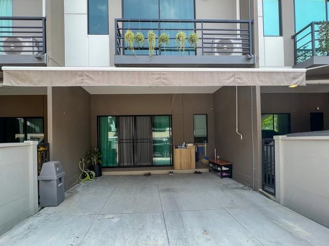 P699 ให้เช่า ขาย ทาวน์โฮม 3 ชั้น โครงการ บ้านกลางเมือง พหลฯ-รามอินทรา  Baan Klang Muang Phahol-Ramintra ตกแต่งพร้อมอยู่ เหมาะพักอาศัย 2