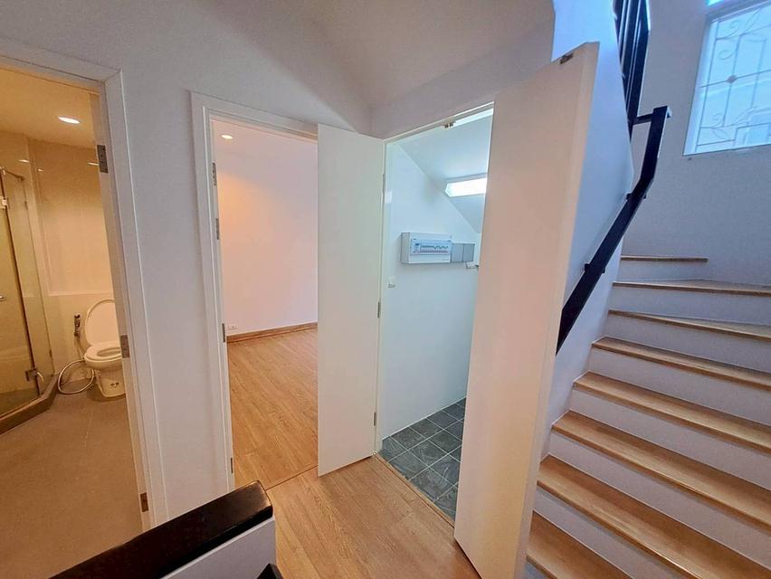 ให้เช่าทาวน์โฮม 3 ชั้น พาทิโอ ซอยพัฒนาการ 38 สวยพร้อมอยู่ ใกล้ APL หัวหมาก (N.1990) 5