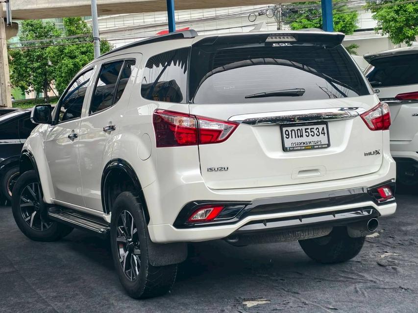 Isuzu MU-X 3.0The Onyx ปี19