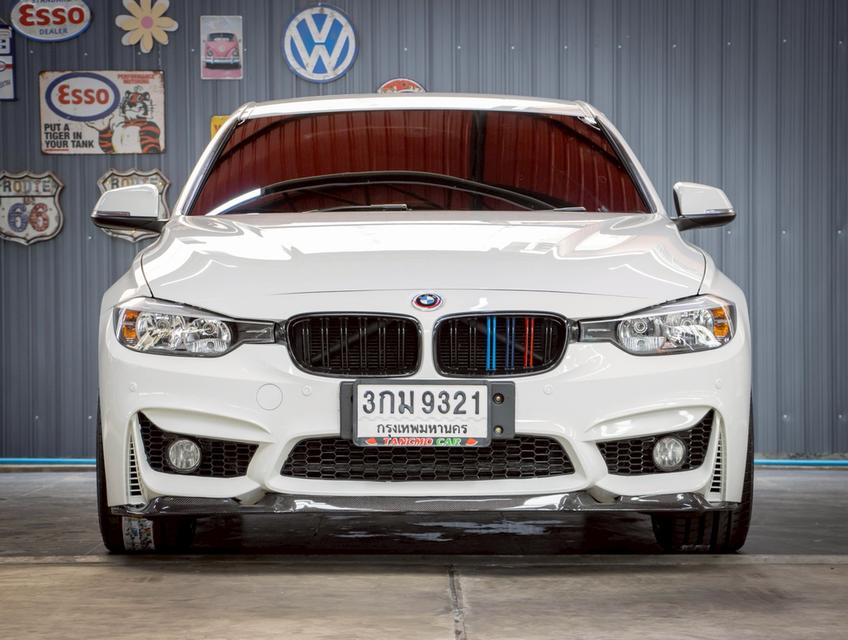 BMW 320i 2.0 F30 LUXURY 2014