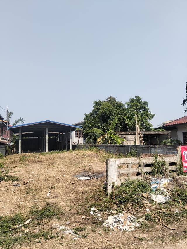 ที่ดินพร้อมโครงสร้างบ้าน 2 หลังบ้านหลักศิลาตำบลพระกลางทุ่งอำเภอธาตุพนมจังหวัดนครพนม 9