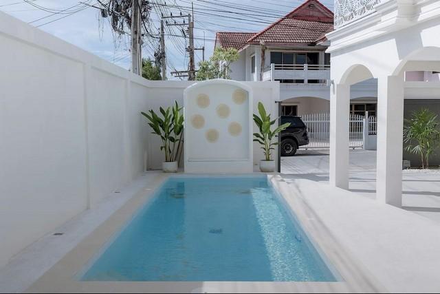 ขายบ้าน 2 ชั้น Pool Villa บางละมุง พัทยา 71 ตร.วา ใกล้โรงเรียน Satit ครัวไทยยุโรป สระส่วนกลาง 3