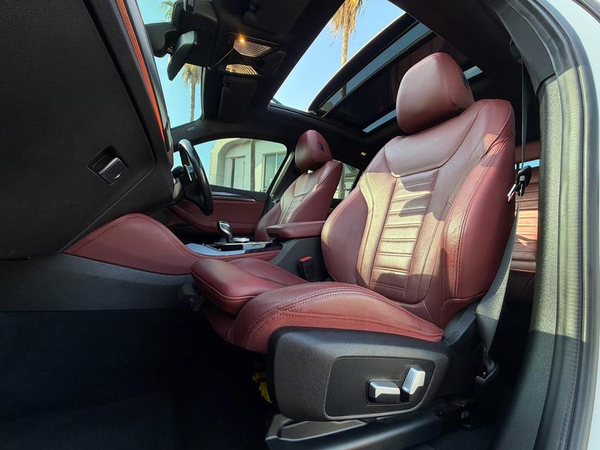 BMW X4 xDrive20d M Sport LCIปี 2022 ไมล์ 63,xxx kmราคา 2,290,000 บาทBSI: 30/08/2027 (5yrs/100,000km)Wa รูปที่ 10