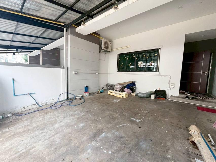 ขายบ้าน 3 ชั้น หมู่บ้านลิฟวิ่งเรสซิเดนซ์รังสิต-ราชพฤกษ์ 5