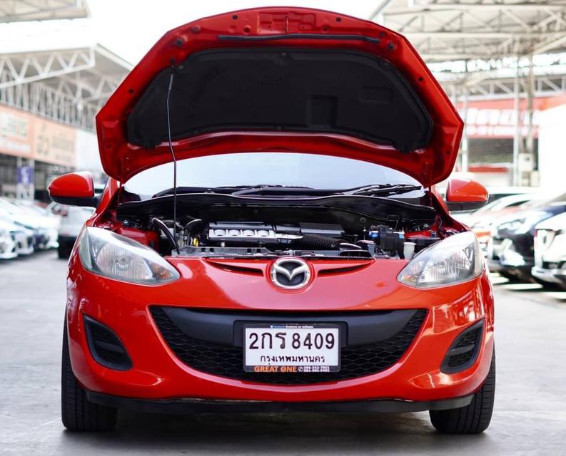 Mazda2 1.5 Sprint 5 door ปี 2013 สีแดงร้อนแรงดั่งไฟเยอร์ 🔥 2