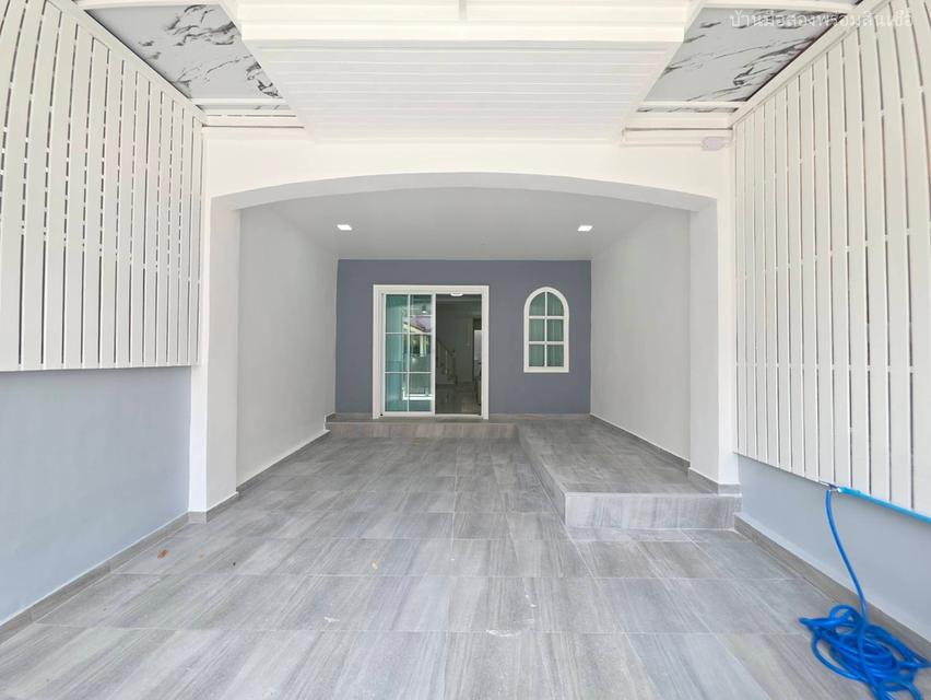 หมู่บ้านเคซี 5 พระยาสุเรนทร์ 40 2