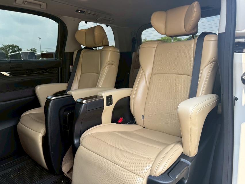 รหัสรถ SG682 Toyota Alphard 2.5 SC ปี2017 รูปที่ 7