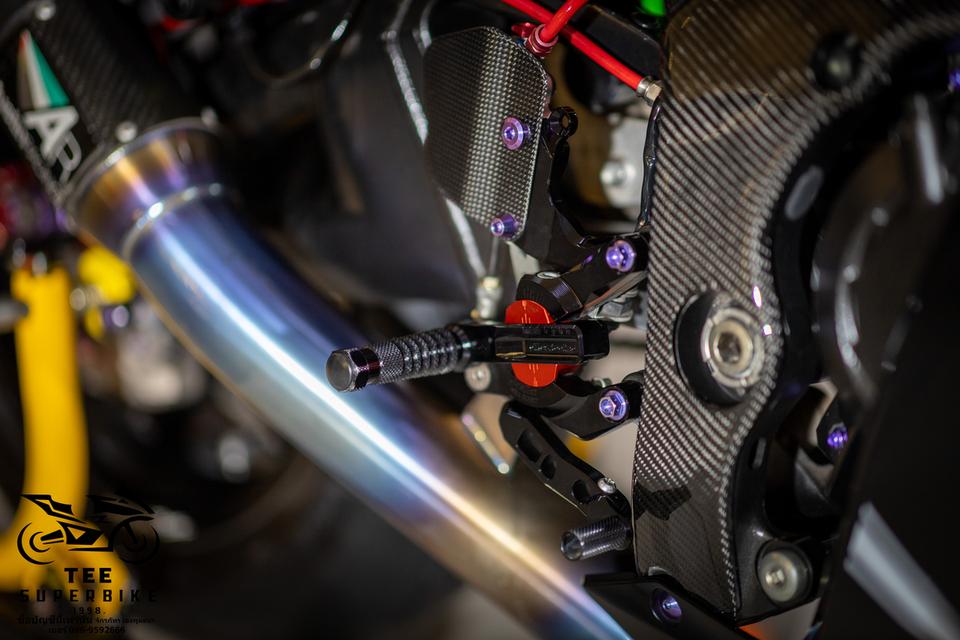 Kawasaki ZX-10RR ปี 2017 11