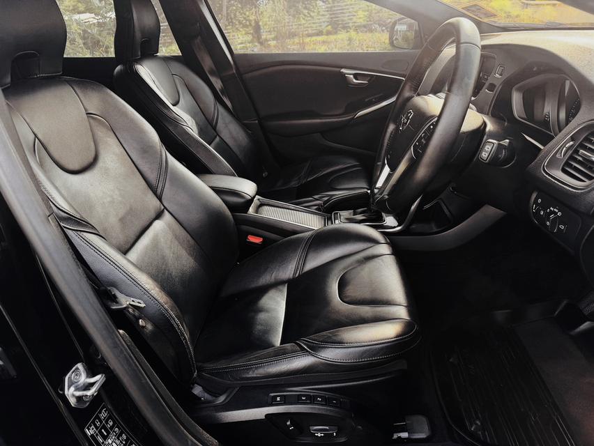 ปี2018 VOLVO V40 T4 (MNC) TOP มือเดียวป้ายแดง รูปที่ 8