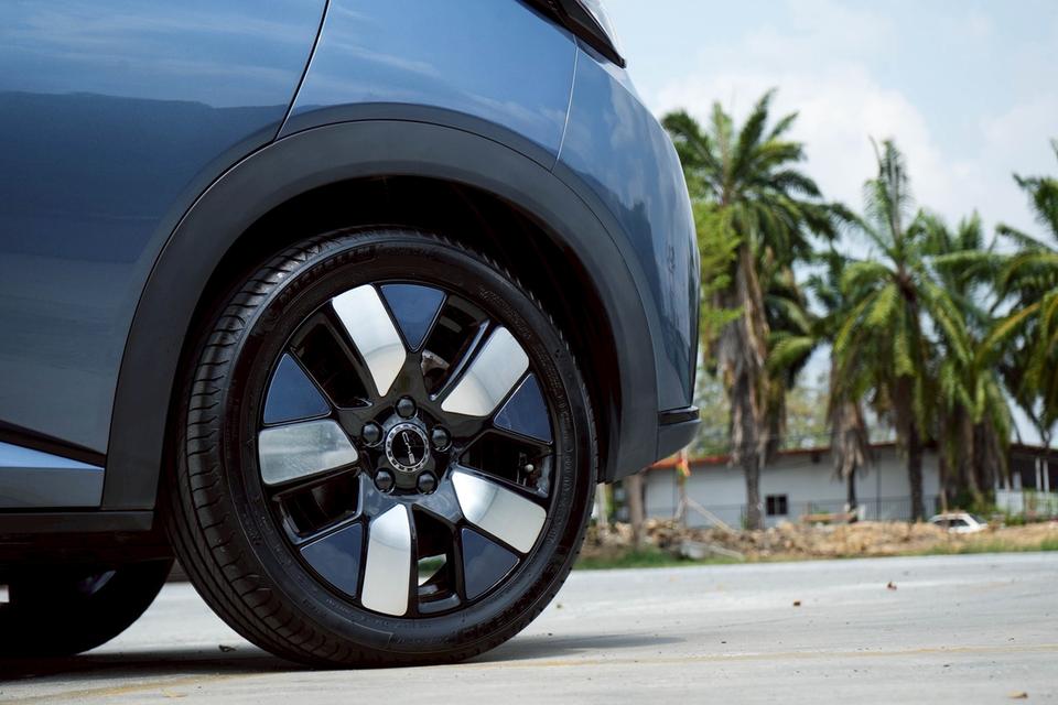 รหัสรถ CBL8668 BYD Dolphin Extended Range Hatchback AT 2024 รูปย่อยที่ 2