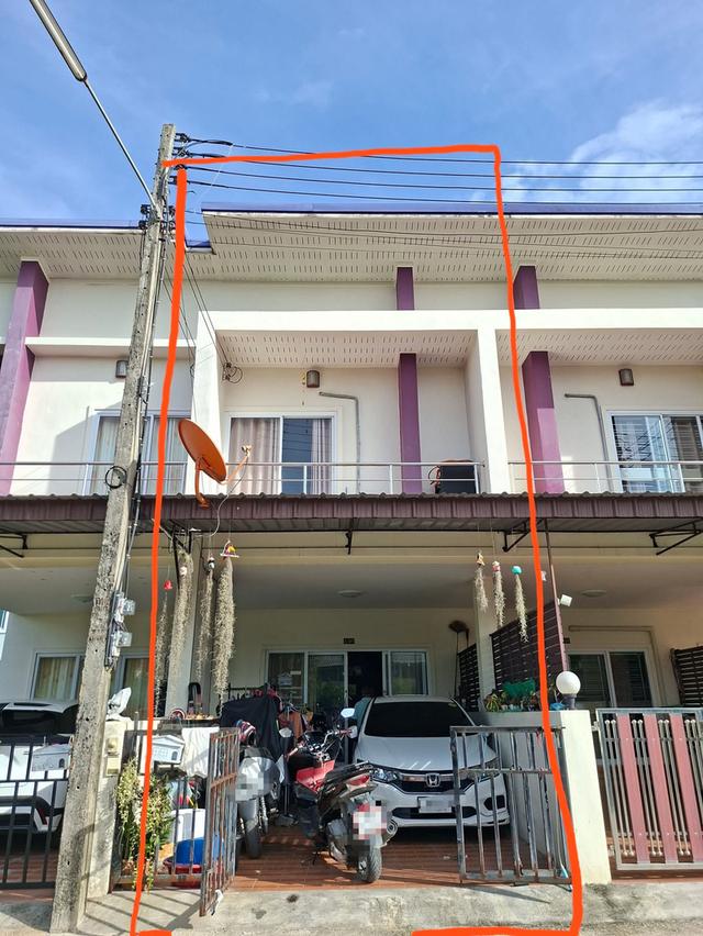บ้านทาวน์โฮม 2 ชั้น 2 ห้องนอน 2 ห้องน้ำ 5