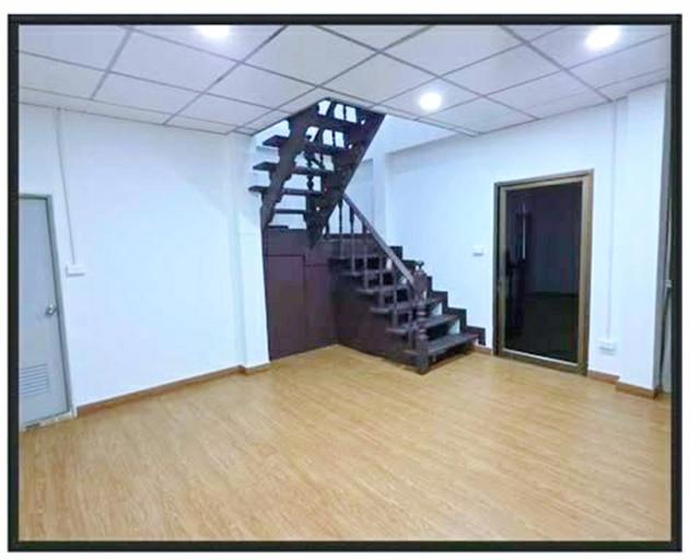 ให้เช่า บ้านเดี่ยว 2 ชั้น รีโนเวทใหม่ 260 ตร.ม. 65 ตร.วา.MRT โชคชัย 4 3.1 กม.5นอน นาคนิวาส40-48 3