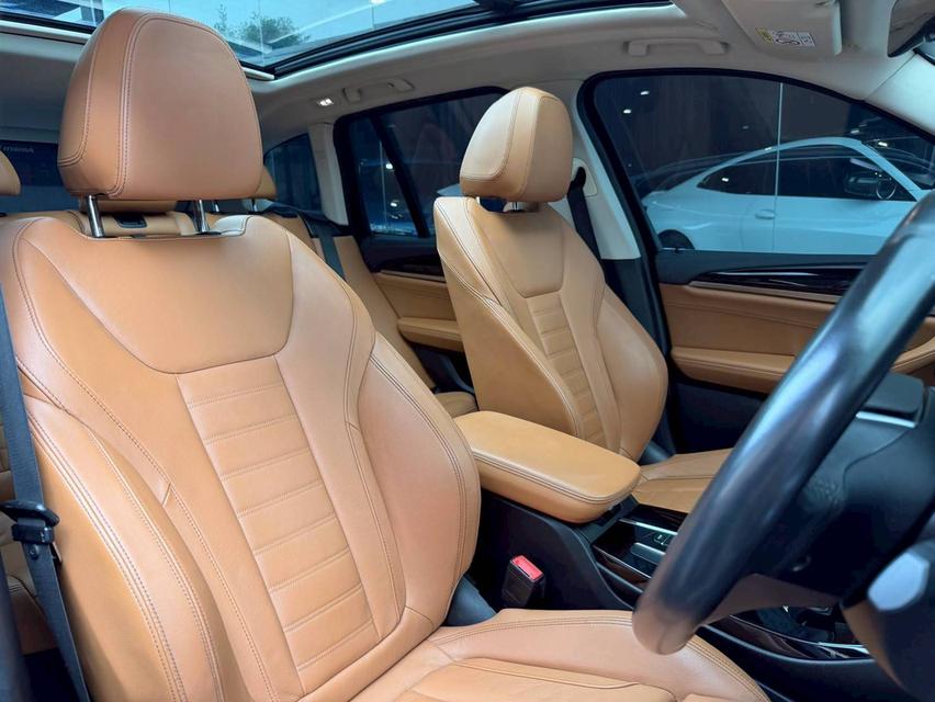 2017 BMW X3 X-Drive 20d X-Line ( G01 ) รูปที่ 8