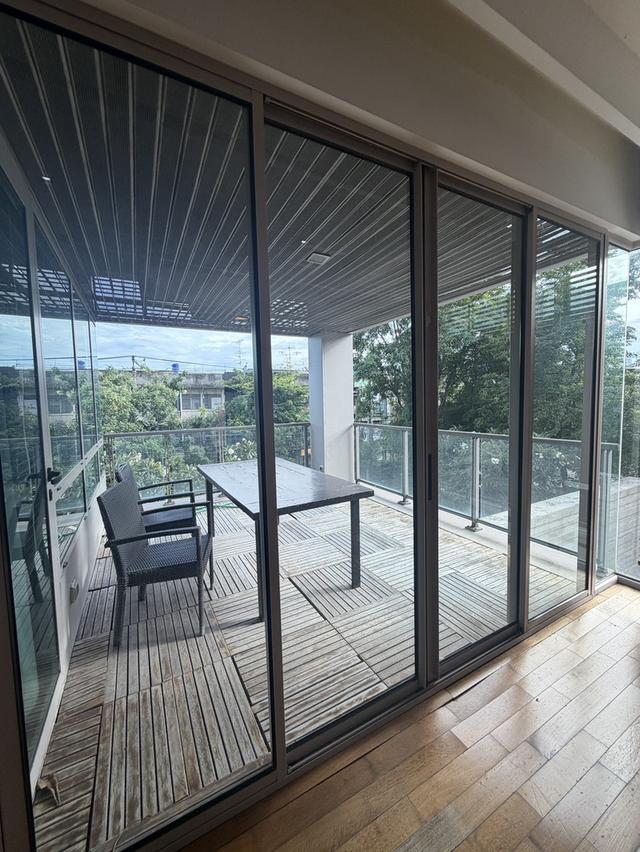 Owner Post ขายคอนโดห้องเปล่า พื้นที่ 180.1 ตร.ม. เป็นห้องเดียวที่ปล่อยขายในโครงการ The Lofts Yennakart 19