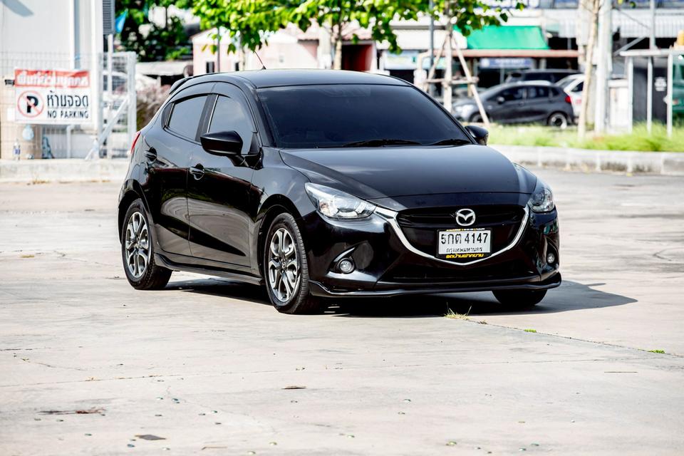 Mazda 2 1.5 XD Highplus  Sport ดีเซล รุ่นท๊อป ปี 2016 สีดำ