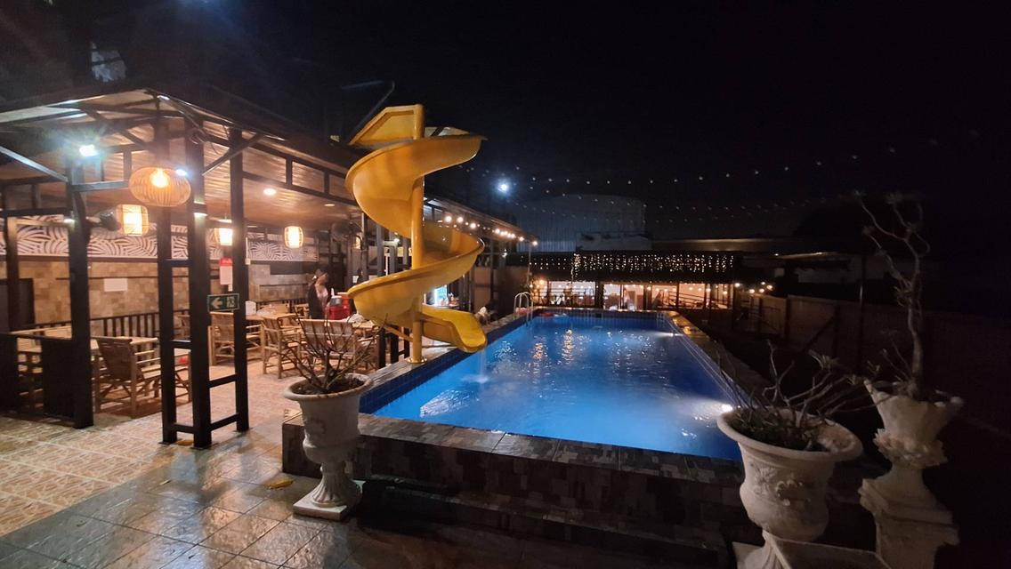 Big hotel for sale  16