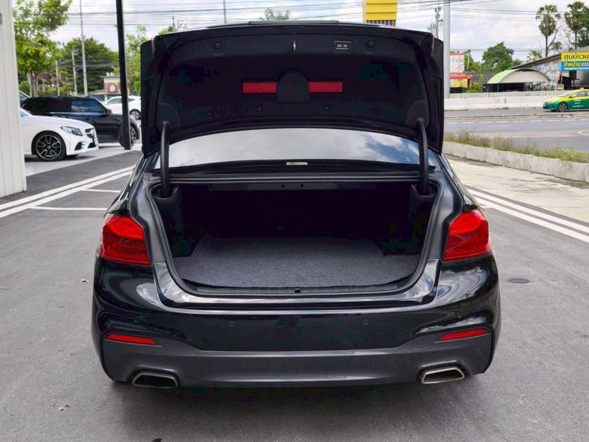 BMW 530e 2.0 M SPORT 2019 สีดำ  13