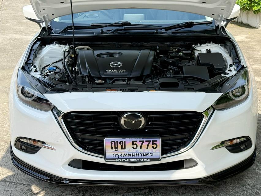 2018 MAZDA 3 2.0 SP SPORT รถมือเดียวออกป้ายแดง รถวิ่งน้อยเพียง 70,000 กม ประวัติศูนย์ครบ รถไม่เคยมีอุบัติเหตุครับ 15