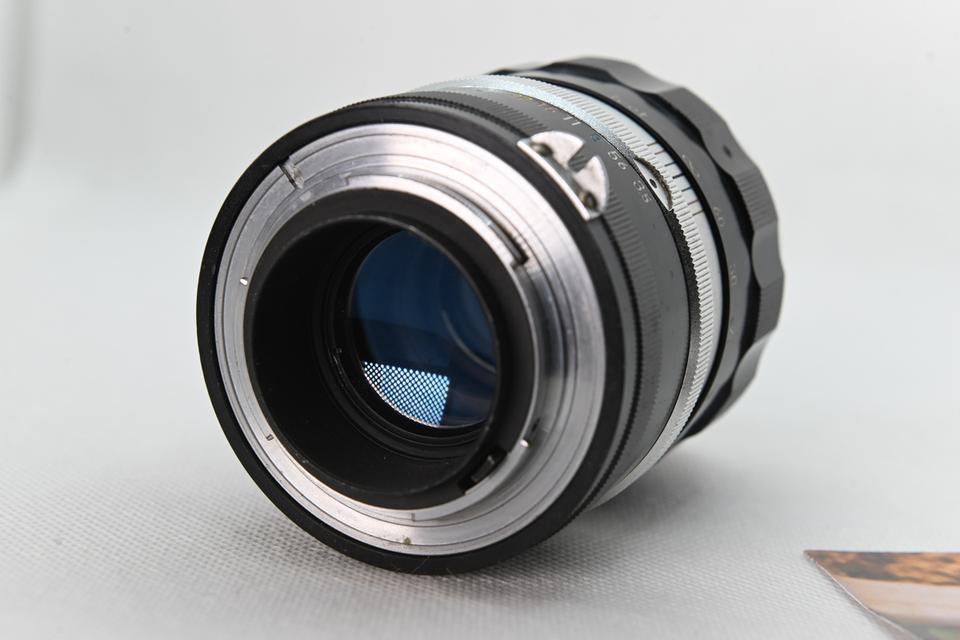 เลนส์มะเฟือง Nikkor-Q Auto 135mm f3.5 non-AI mount