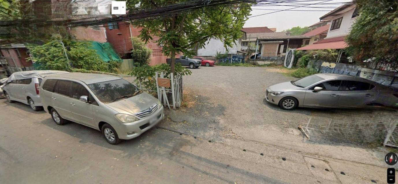 ขายที่ดิน ในคูเมืองใกล้ตลาดสมเพชร 90ตรว 22ล้านพร้อมโอน 1