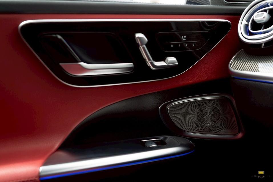 Mercedes-Benz C350e | 2022 | สีขาว รูปที่ 15