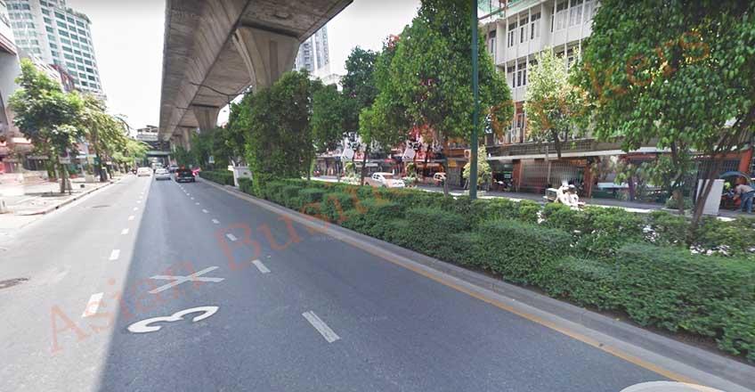 0149043 ขายที่ดินพร้อมอาคาร บนถนนสุขุมวิท เหมาะสำหรับปรับปรุงเป็นโครงการต่างๆ 1