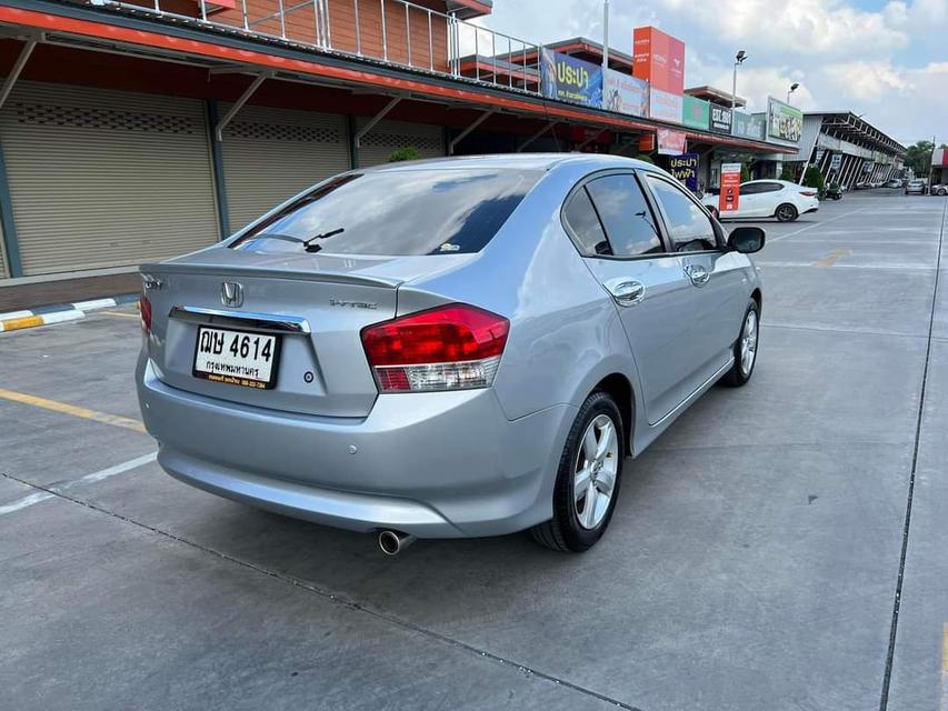 ขาย Honda City 1.5V ปี 2009 สีบรอนซ์เงิน ราคาเพียง 259,000 บาท รถมือสองที่มีความคุ้มค่ามาก

 3